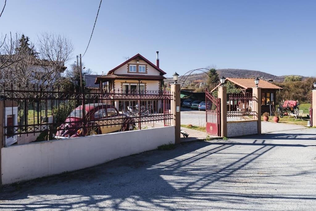 ολοκληρη βιλα Villa